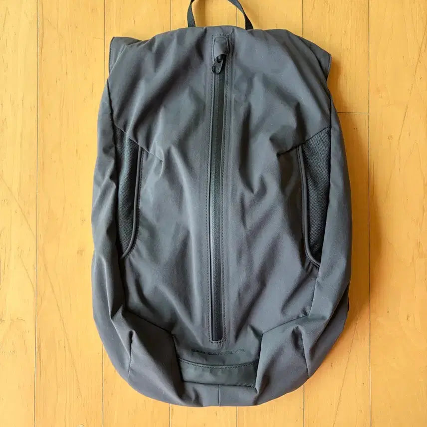 [BUNJANG] Sansan Gear Kara Face Backpack Charcoal / 산산기어 카라페이스 백팩 차콜
