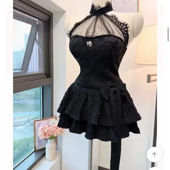 [BUNJANG] Lace Mesh Halterneck Two-Piece Set / 레이스 망사 홀터넥 셋업투피스