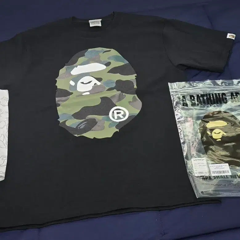 [BUNJANG] Bape First Camo Big Ape Head T-Shirt Black Green / 베이프 퍼스트 카모 빅 에이프 헤드 티셔츠 블랙 그린(s급)