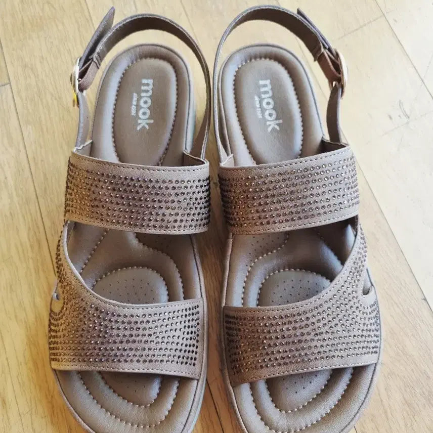 [BUNJANG] Mook Cubic Strap Sandals Size 250 / 무크 큐빅 스트랩 샌들 250 미사용