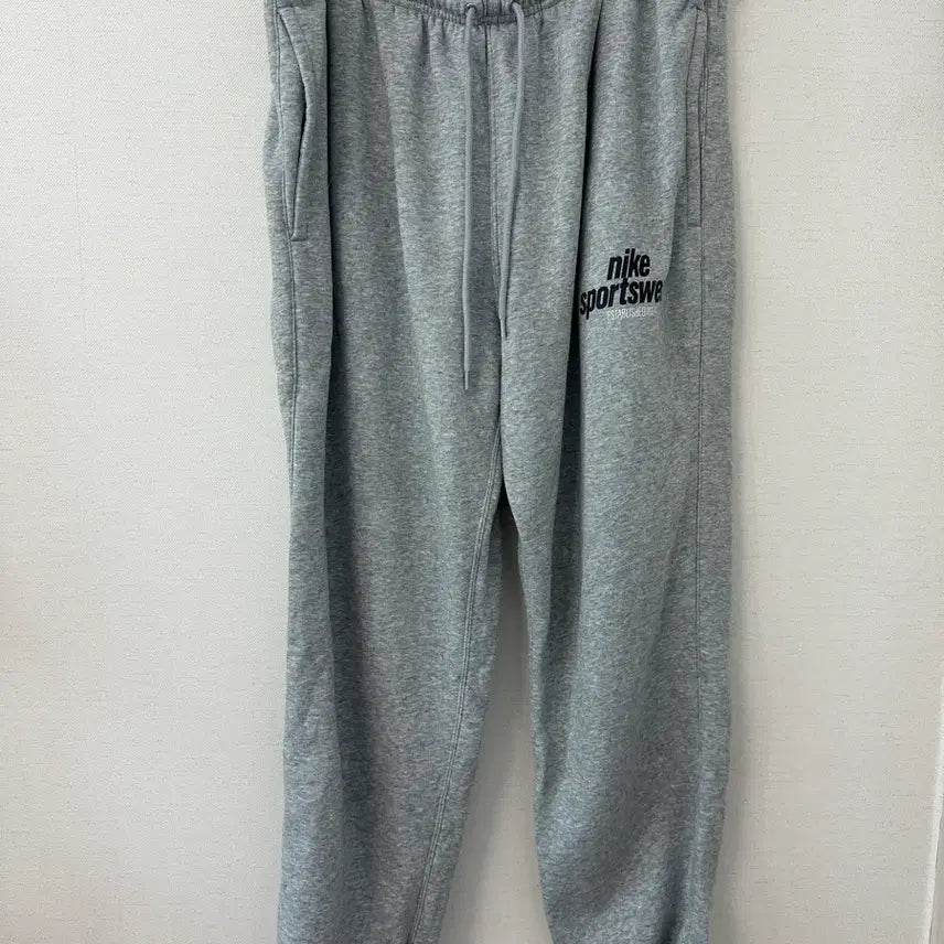 [BUNJANG] Nike Sportswear Grey Jogger Pants XXL / 나이키 스포츠웨어 그레이 조거 팬츠 XXl