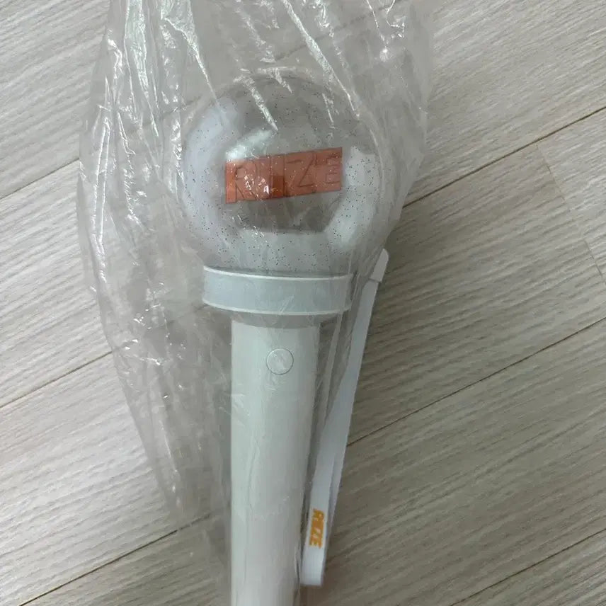 [BUNJANG] RIIZE Official Light Stick 'RII-BONG' / 라이즈 응원봉 라브봉 판매