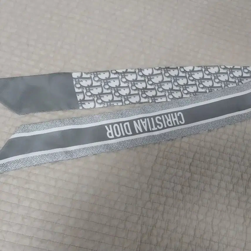[BUNJANG] Dior Oblique Bandana Scarf Gray / 디올 오블리크 미차 스카프(그레이)