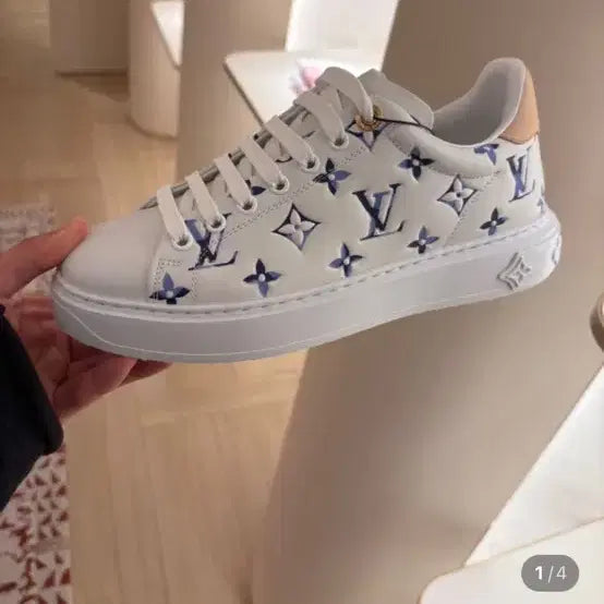[BUNJANG] Louis Vuitton Sneakers / 루이비통 스니커즈 225