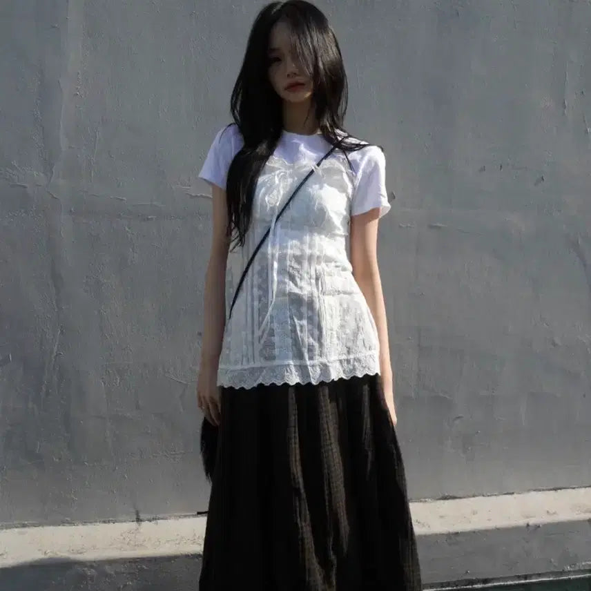 [BUNJANG] Zelena Lace Sleeveless Top + Check Long Skirt Set / Zelena 젤레나 레이스 슬리브리스+체크롱스커트
