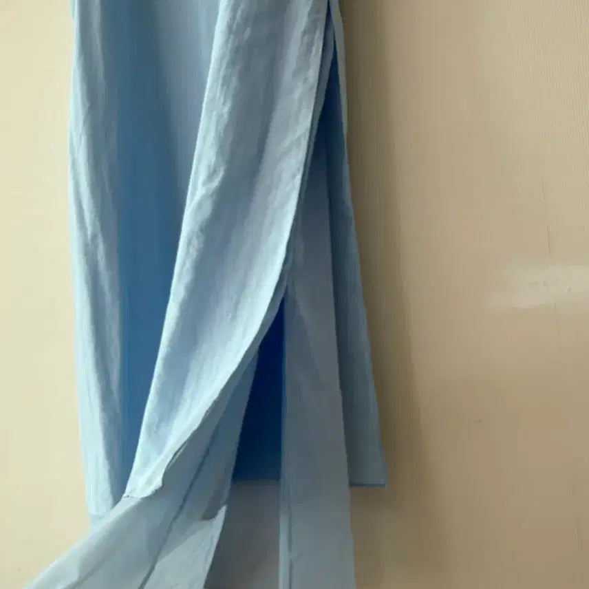 [BUNJANG] Sky Blue Slit Long Dress / 새제품  하늘색 트임 롱 원피스