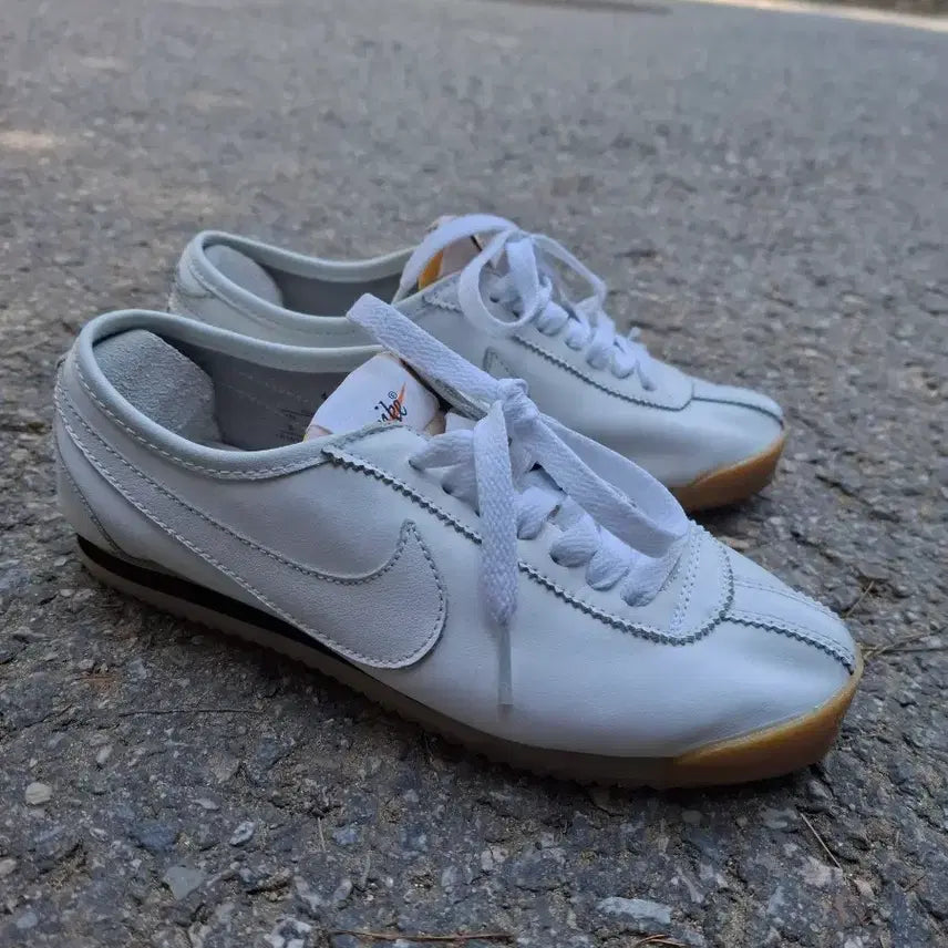 [BUNJANG] Nike Cortez 72 White Sneakers 230mm / 나이키 코르테즈72 흰색 단화 230mm