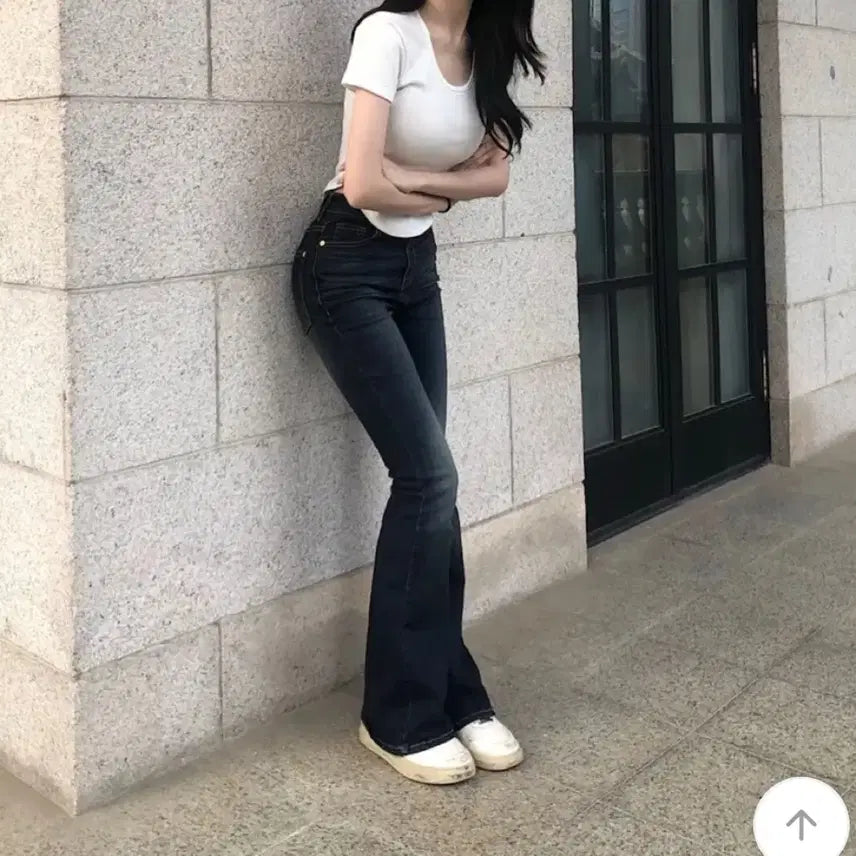 [BUNJANG] Aireve Bootcut Jeans / 아이레브 부츠컷 청바지