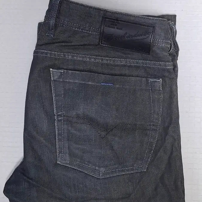 [BUNJANG] DIESEL ZATINY 0088Z Bootcut Denim Pants (W33 L32) - Made in Italy / (33 이태리산 정품) 00s 디젤 ZATINY 부츠컷 데님팬츠