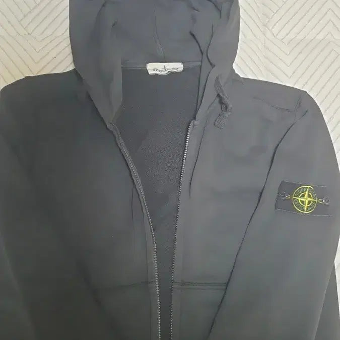 [BUNJANG] Stone Island Hooded Zip-Up Jacket L / 스톤아일랜드 후드집업 L