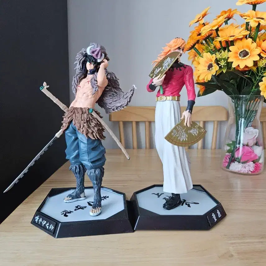 [BUNJANG] Demon Slayer Doma & Inosuke Figure Set / 귀멸의칼날 도우마 , 이노스케