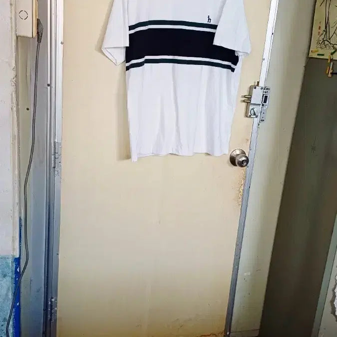 [BUNJANG] Hazzys Men's Big Size Summer Stripe T-Shirt (115) / 헤지스남성 여름 티 빅사이즈 115싸이즈