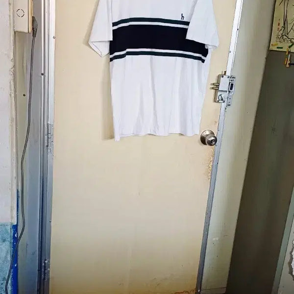 [BUNJANG] Hazzys Men's Big Size Summer Stripe T-Shirt (115) / 헤지스남성 여름 티 빅사이즈 115싸이즈