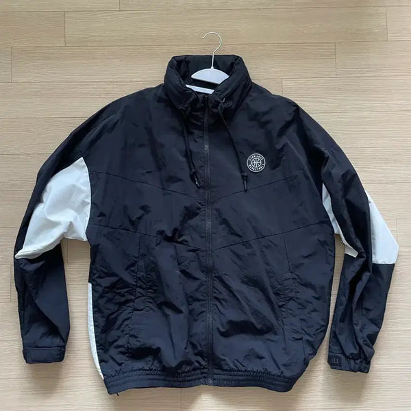 [BUNJANG] NBA Windbreaker Jacket Black White / NBA 바람막이 자켓 블랙 화이트