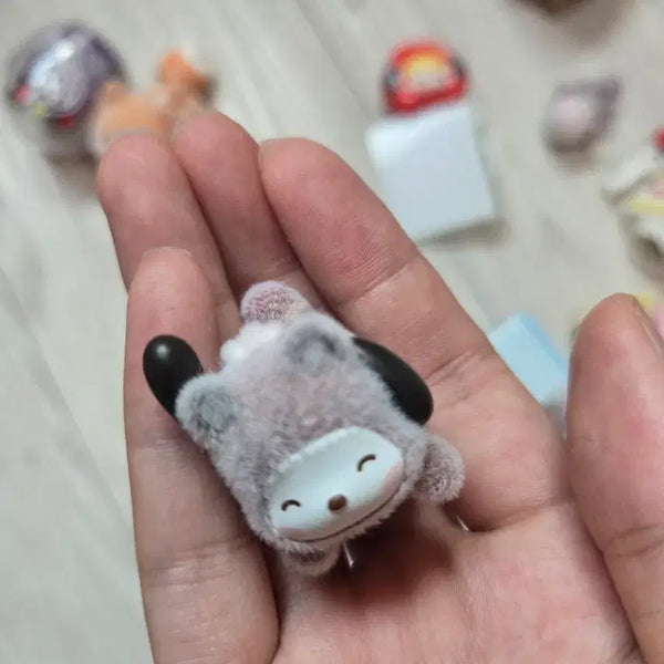 [BUNJANG] Pochacco Raccoon Gacha Figure / 포차코 너구리 가챠