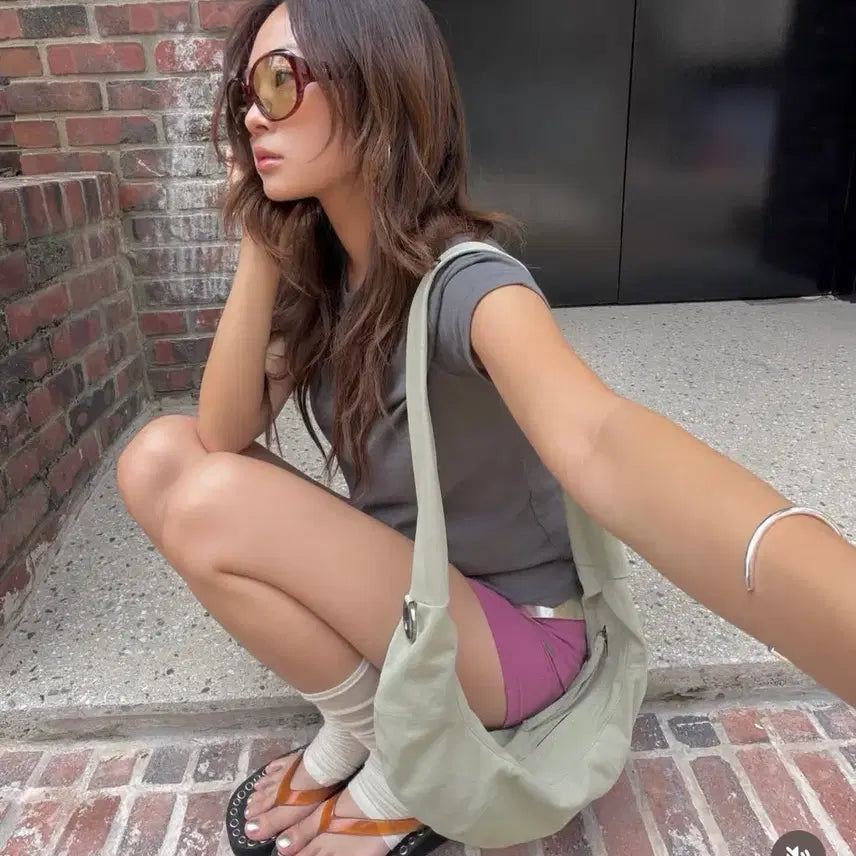 [BUNJANG] Archive Appk Small Fling Hobo Fabric Bag Khaki Beige / 아카이브앱크 small fling hobo fabric bag 카키베이지 새상품