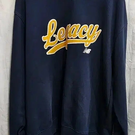 [BUNJANG] New Balance UNI Legacy Round Sweatshirt / 뉴발란스 UNI 레거시 라운드 맨투맨