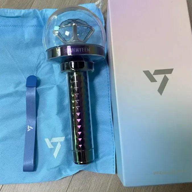 [BUNJANG] SEVENTEEN Newnuru Bong Lightstick / 세븐틴 뉴뉴럿봉 양도