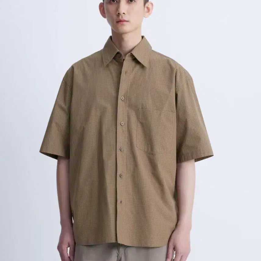 [BUNJANG] Uniqlo U Short Sleeve Shirt / 유니클로 U 반팔셔츠
