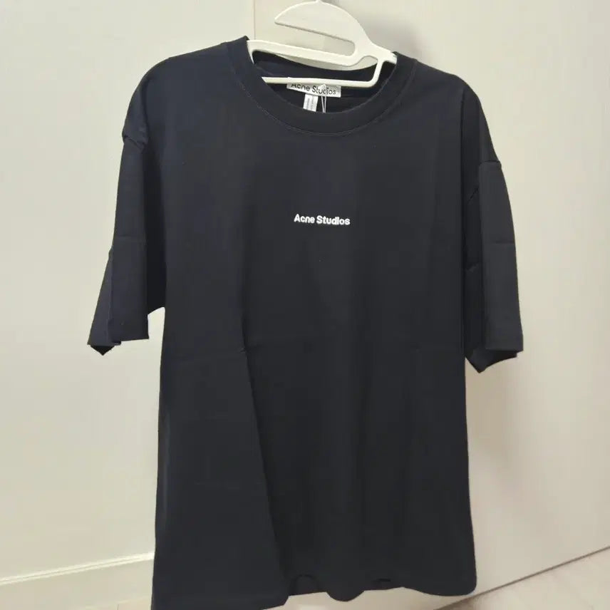 [BUNJANG] Acne Studios Short Sleeve T-Shirt Black/White / 아크네 스튜디오 반팔티 블랙/흰색