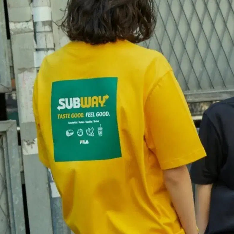 [BUNJANG] Fila Subway Collaboration Short Sleeve T-Shirt - Large / M) fila 휠라 서브웨이 콜라보 반팔 티셔츠 새제품 빈티지 L