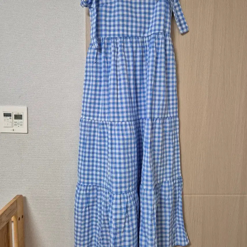 [BUNJANG] Elo Plaid V-neck Long Dress / 엘로 체크무늬 뷔스티에 롱 원피스 하늘색