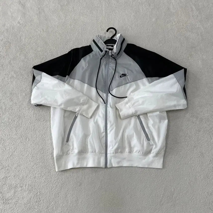 [BUNJANG] Nike Big Swoosh Windrunner Jacket XXL / XXL 나이키 빅스우시 윈드러너 바람막이 자켓 110