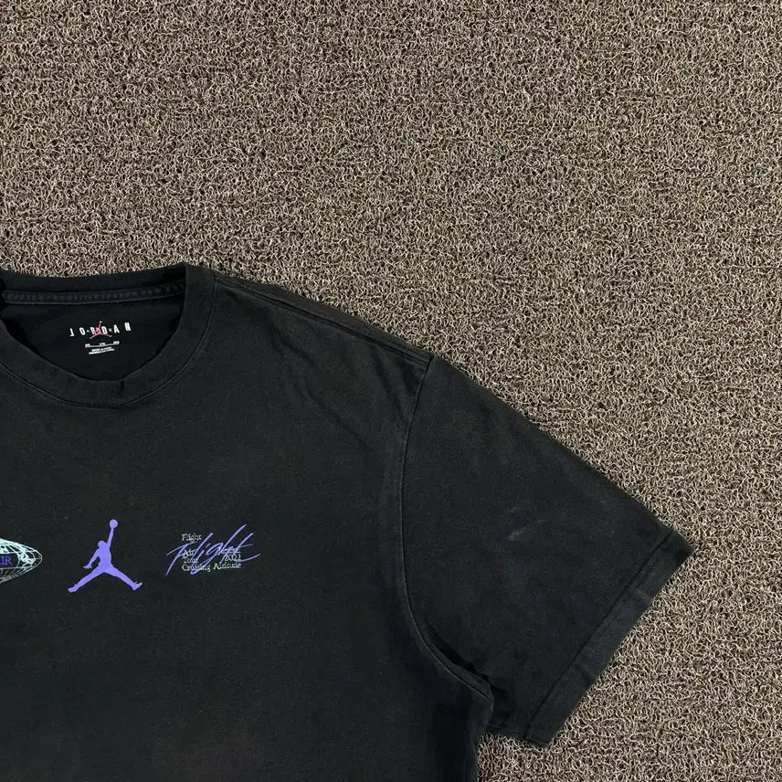 [BUNJANG] Jordan Air Big Logo Tour T-Shirt / 조단 에어 빅로고 투어 반팔티
