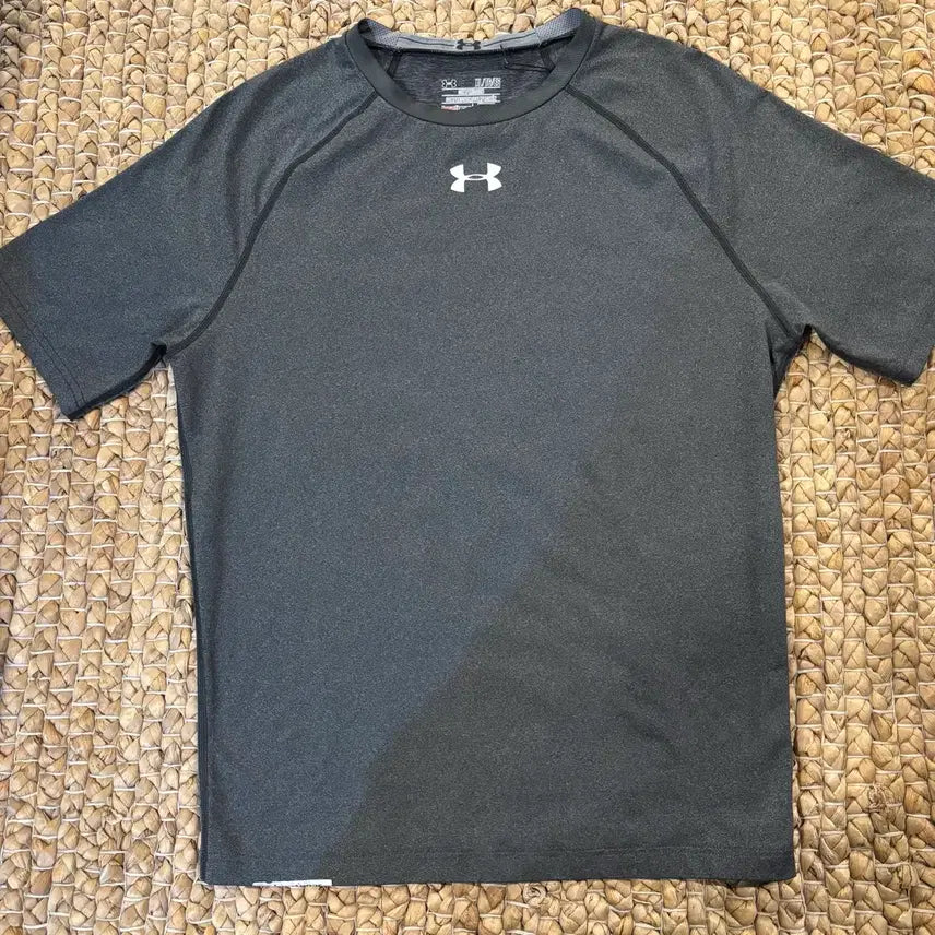 [BUNJANG] Under Armour Performance Short Sleeve T-Shirt XL / 언더아머 기능성 반팔티 (ㅎ5849)