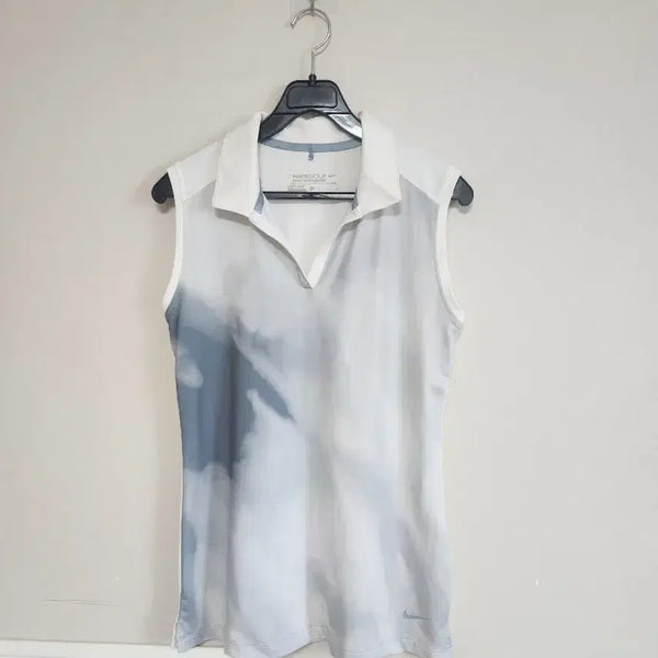 [BUNJANG] Nike Golf Sleeveless Top White/Blue / 나이키 골프 민소매 상의 화이트/블루 90
