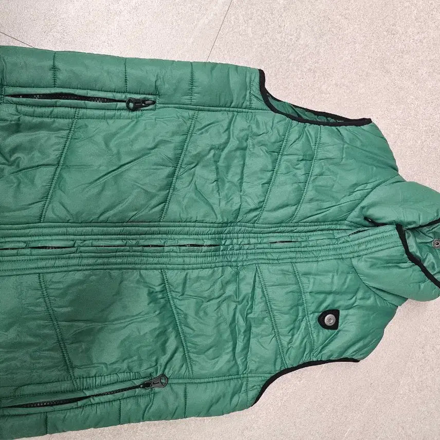 [BUNJANG] Diesel Padded Vest Green / 디젤 패딩조끼 상태좋음 깨끗함