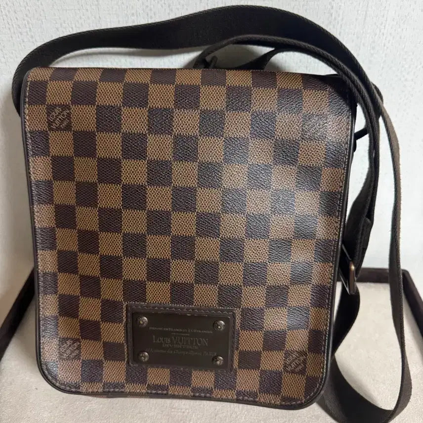 [BUNJANG] Louis Vuitton Damier Brooklyn PM Crossbody Bag / 루이비통 다미에 브루클린 PM 크로스백