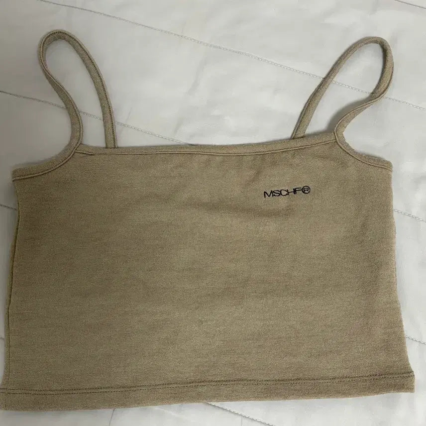 [BUNJANG] Mischief Camisole Crop Top (Khaki) / 미스치프 캐미솔 크롭 탑(카키)