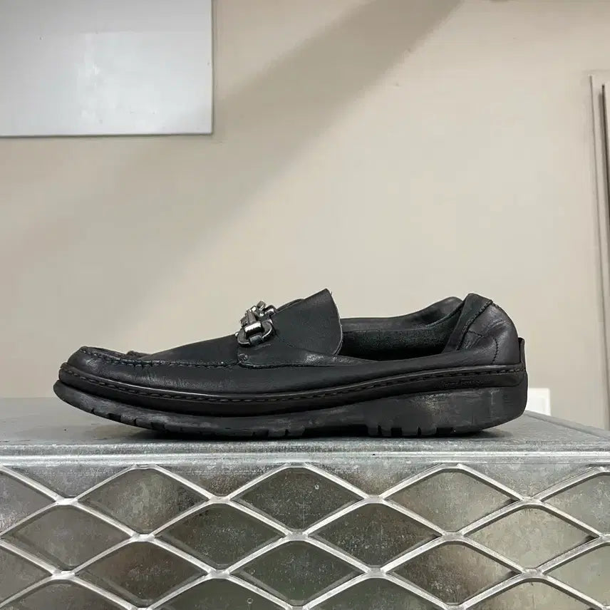 [BUNJANG] Salvatore Ferragamo Leather Loafers / 페레가모 레더 로퍼 8.5