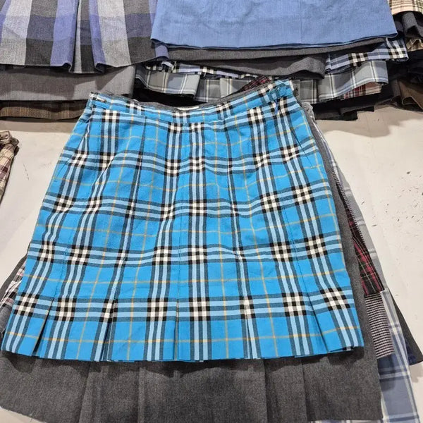 [BUNJANG] Used School Skirts (Size 74 and below) - 20 pieces / 중고 교복치마 사이즈 74이하 20장. B급치마