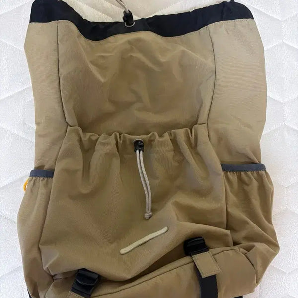 [BUNJANG] RAWROW String Backpack Beige / 로우로우 스트링 백팩 베이지