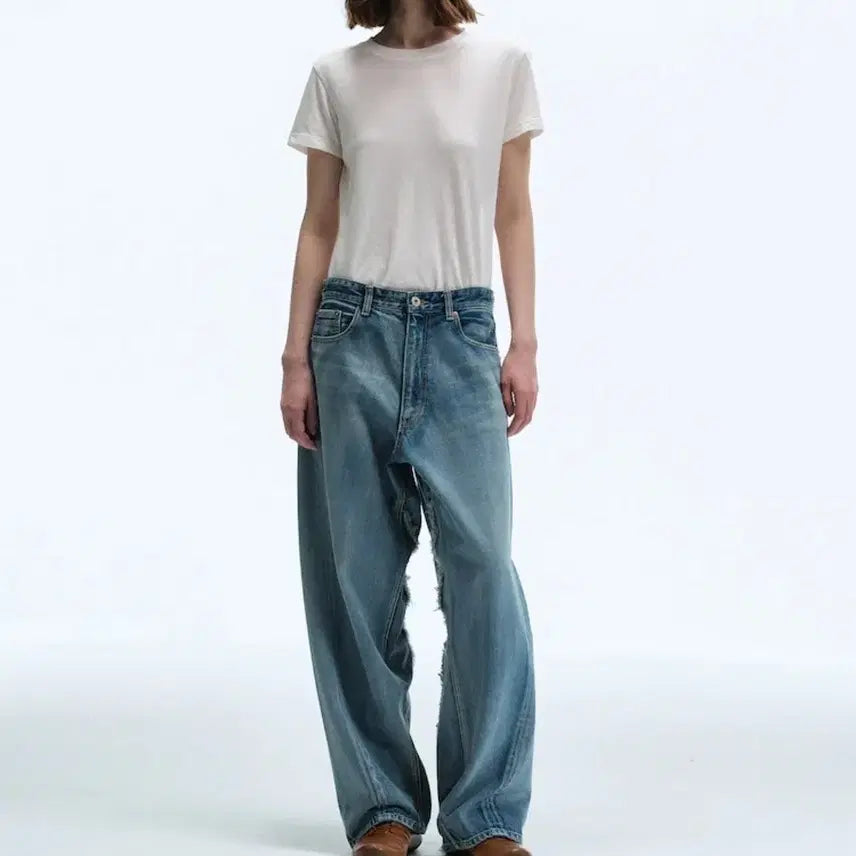 [BUNJANG] Stitch Comes Blue Curved Seam Tweed Fit Denim Pants (2 Size) / 스티치컴즈블루 커브드 절개 트위드핏 데님 2size _ 여성