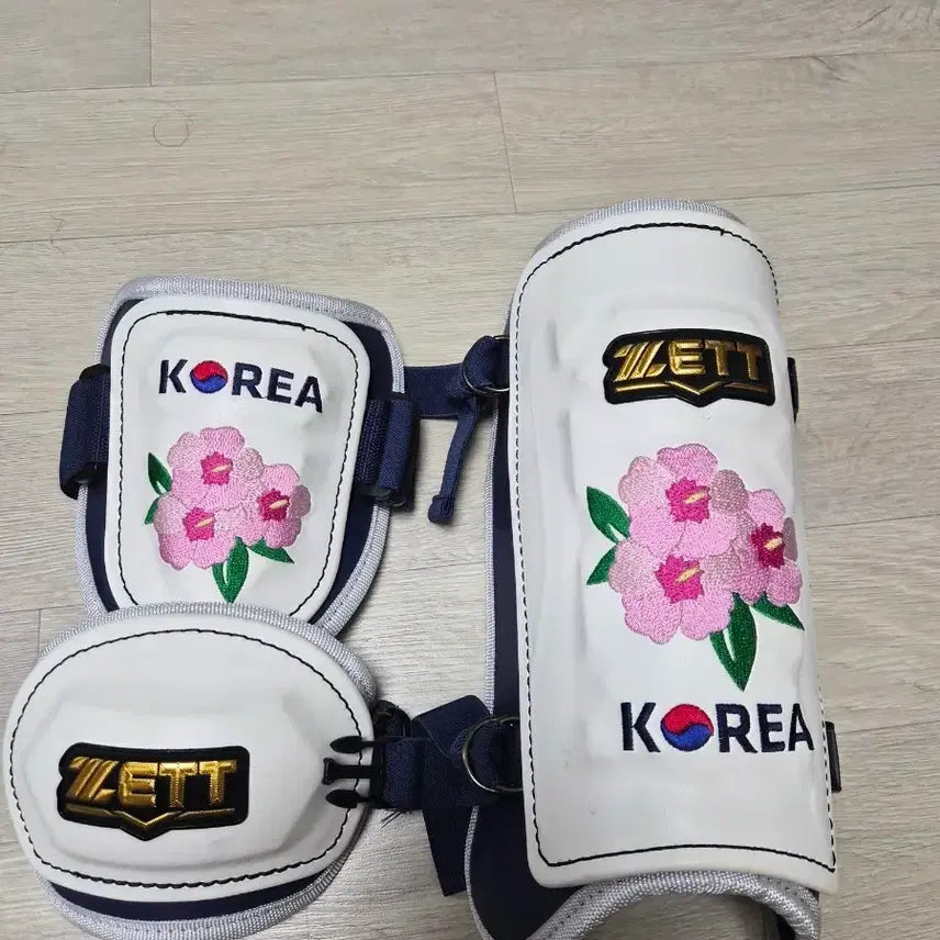 [BUNJANG] Zett Arm Guard & Foot Guard Set - National Team Model / 제트 암가드&풋가드 세트