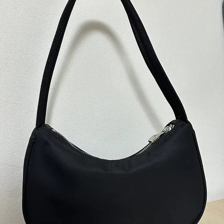 [BUNJANG] TOPTEN Round Shoulder Bag / 탑텐 라운드 숄더백