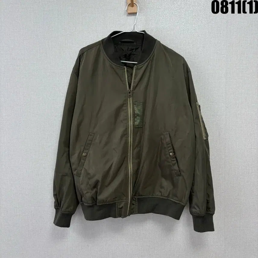 [BUNJANG] GU Khaki Bomber Jacket (L) / GU 항공점퍼 카키 L