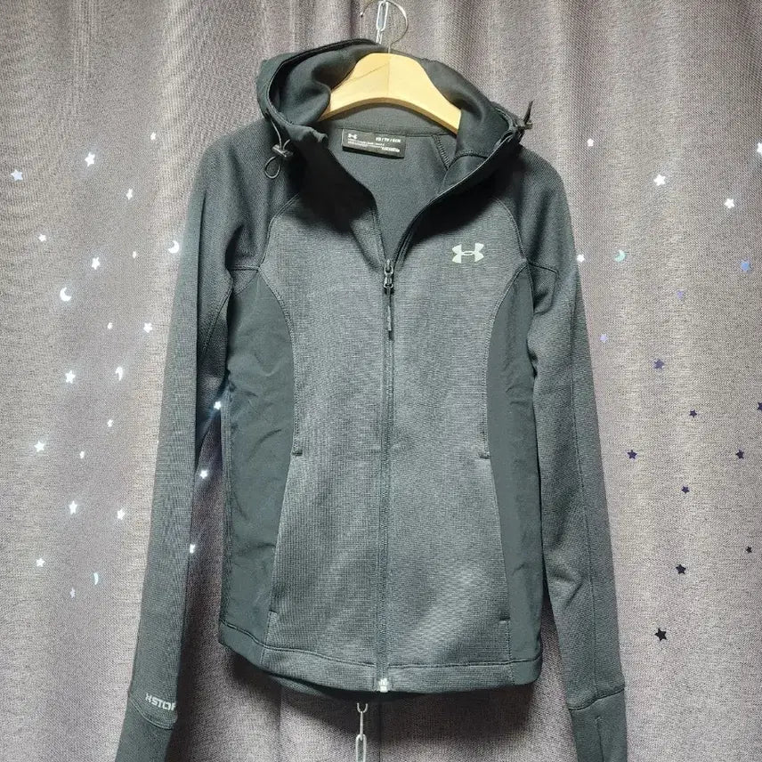 [BUNJANG] Under Armour Women's Black Hoodie Zip-Up Jacket - XS / 컨디션 최상 언더아머 여성 후드 집업 자켓 블랙-XS
