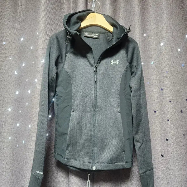[BUNJANG] Under Armour Women's Black Hoodie Zip-Up Jacket - XS / 컨디션 최상 언더아머 여성 후드 집업 자켓 블랙-XS