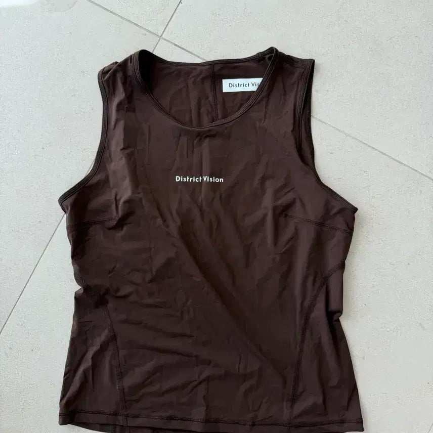 [BUNJANG] District Vision Women's Fitted Training Tanklet Top Brown / District Vision  여성용 탱크 싱글렛 탑 브라운