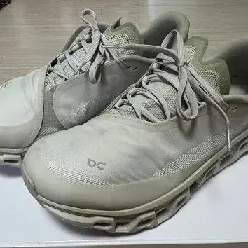 [BUNJANG] On Running x Post Archive Faction Cloudmonster 2 & Kiss Cloudzone Sneakers (Size 265) / 온러닝 X 파프 클라우드몬스터 2/키스 클라우드존