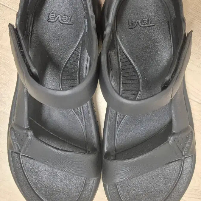 [BUNJANG] Teva Hurricane Drift Sandals Black (270) / 테바 샌들 허리케인 드리프트 블랙 (270)