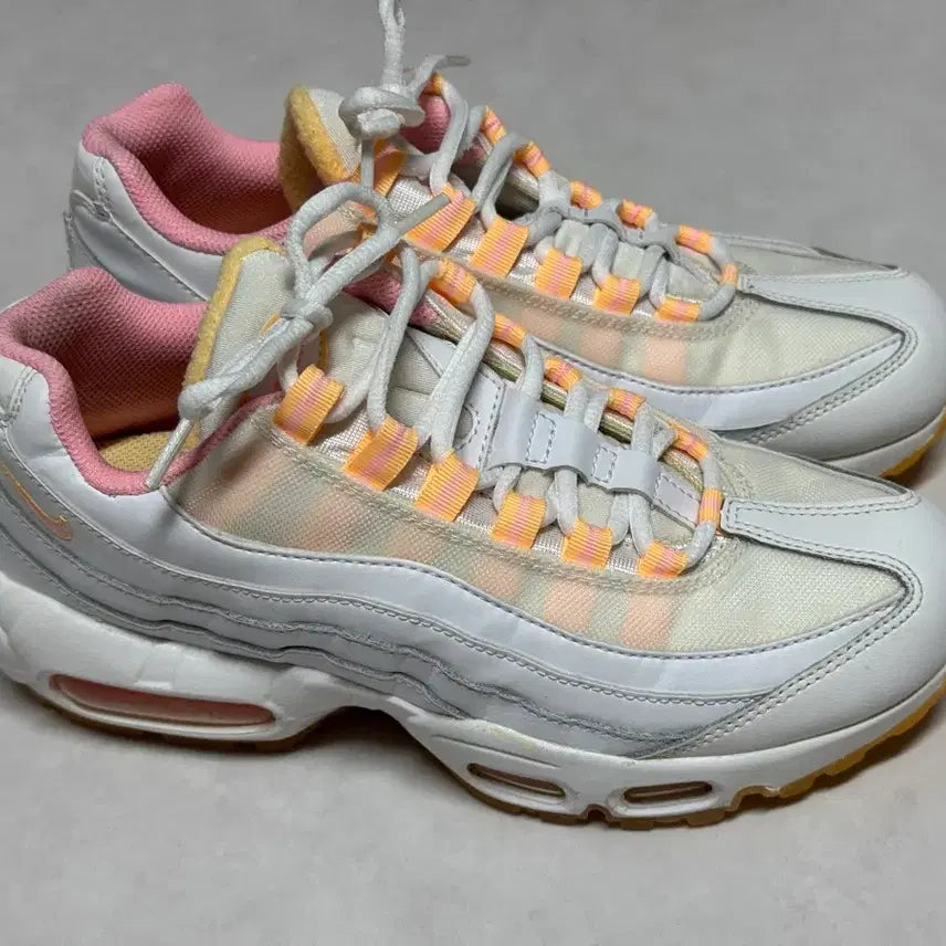 [BUNJANG] Nike Air Max 95 White Arctic Punch Melon Tint Women's 245 / [245] (W) 나이키 에어맥스 95 화이트 아크틱 펀치 멜론 틴트