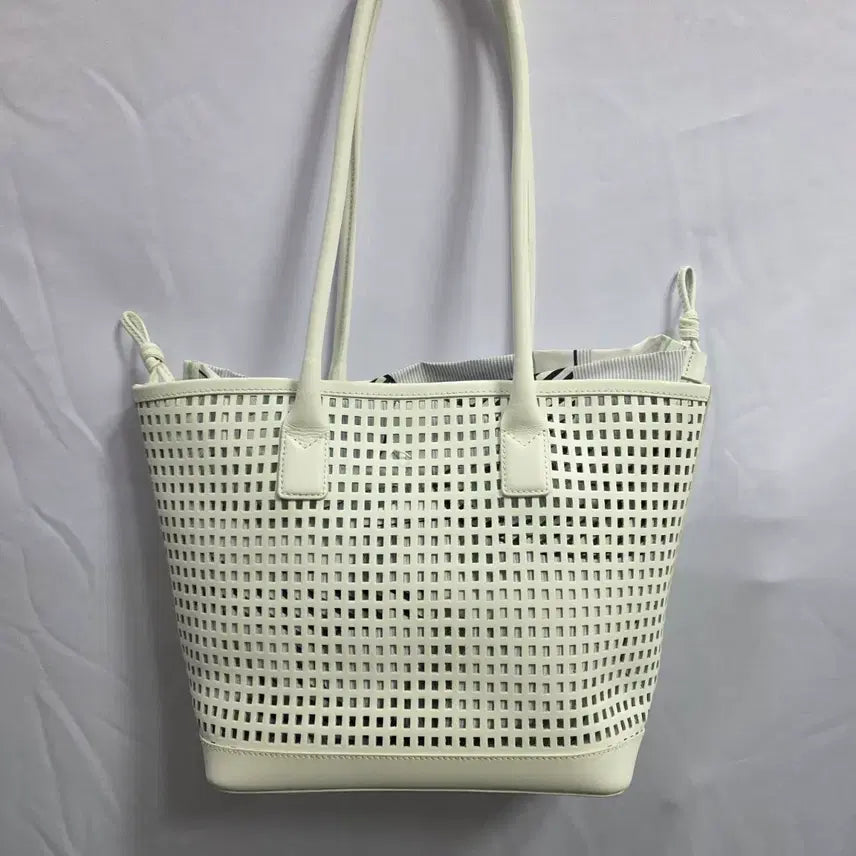 [BUNJANG] RAAT IVY Leathers Punched Shoulder Bag White / 한섬 래트바이티 가죽 펀칭 숄더백 화이트