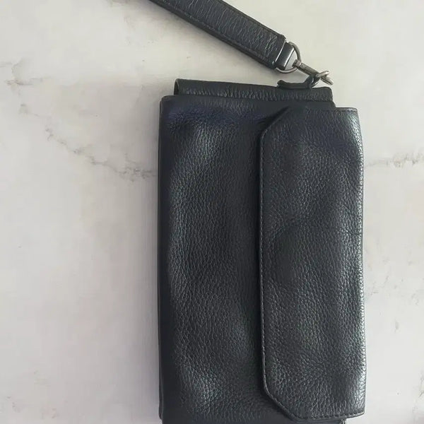 [BUNJANG] ECCO Leather Clutch Bag / ECCO 가죽 클러치백