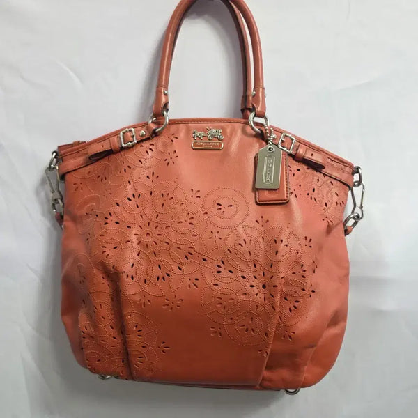 [BUNJANG] Coach Punching Tote Bag Coral Pink / 코치 펀칭 토트백 코랄 핑크