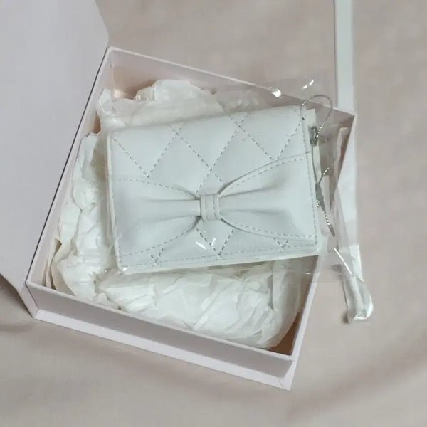 [BUNJANG] Idang Club Ribbon Wallet White / 아이당클럽 리본 지갑 화이트